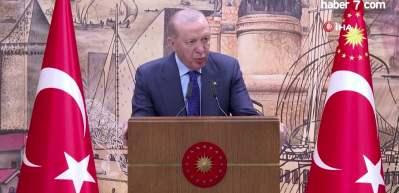 Cumhurbaşkanı Erdoğan: 'Bug&uuml;n &uuml;lkemizde kadınlar her alanda daha &ccedil;ok katma değer &uuml;retiyor'