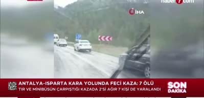 Isparta-Antalya karayolunda feci kaza: 7 &ouml;l&uuml;