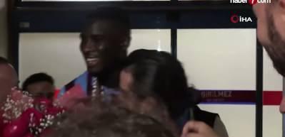 Trabzonspor'un golc&uuml;s&uuml; Paul Onuachu g&ouml;z&uuml;n&uuml; rekora dikti!