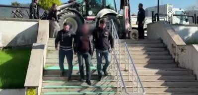 &Uuml;niversite &ouml;ğrencisine taciz mesajları atan CHP'li y&ouml;netici tutuklandı