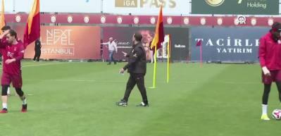 Aslanda Osimhen sevinci! Galatasaray kamp kadrosunu a&ccedil;ıkladı