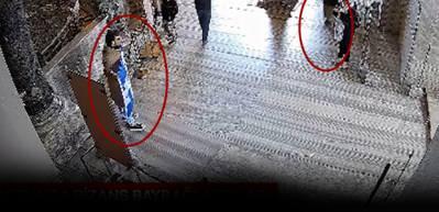 Ayasofya'i Kebir Camii'nde Bizans bayrağı a&ccedil;an iki turist tutuklandı