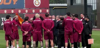 Galatasaray zirve yarışını bırakmıyor