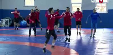 Grekoromen G&uuml;reş Milli Takımı Avrupa şampiyonası &ouml;ncesi basınla buluştu