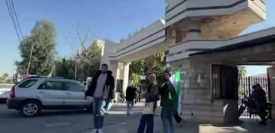 Suriye'deki T&uuml;rk &uuml;niversitelerinde kapatma kararı askıya alındı