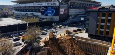 Fenerbah&ccedil;e Stadı&rsquo;nın yanında &ccedil;&ouml;kme meydana geldi