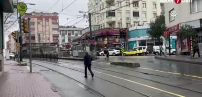 Kabataş-Bağcılar Tramvay Hattı'nda yaşanan teknik arıza nedeniyle seferler aksadı