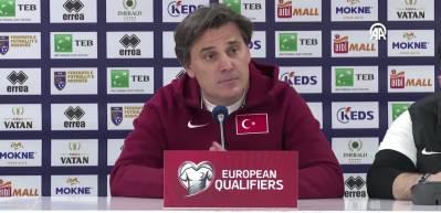 Montella&rsquo;dan &ccedil;arpıcı itiraf: Bırakmayı d&uuml;ş&uuml;nd&uuml;m