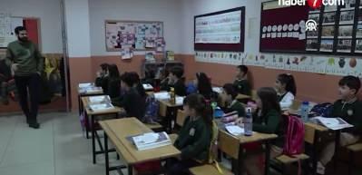 &Ouml;ğretmenlerin il i&ccedil;i yer değiştirme başvuruları başlıyor