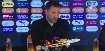 Fenerbah&ccedil;e'de g&ouml;revine son verilen Domenico Tedesco tazminatını almama kararı aldı