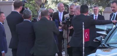 Erdoğan ve Bah&ccedil;eli'den s&uuml;rpriz g&ouml;r&uuml;şme