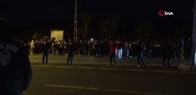 Samandıra'da Fenerbah&ccedil;eli taraftarlar takımı protesto etti