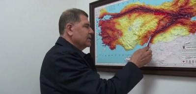 Deprem uzmanı &Ouml;ver  'Doğu Akdeniz'de 7 ve &uuml;zeri b&uuml;y&uuml;kl&uuml;kte bir deprem beklentisi doğru değil" dedi...