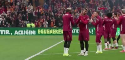 Galatasaray'da yaprak d&ouml;k&uuml;m&uuml; başlıyor: İskelet sil baştan!
