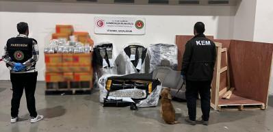 İstanbul Havalimanı ve 4 g&uuml;mr&uuml;k kapısına operasyon!