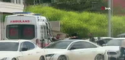Şantiyede 5 yaralının olduğu sopalı kavga: Ambulanstaki yaralıya saldırmak istediler