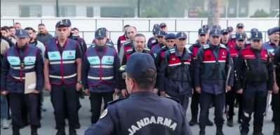 Zehir tacirlerine darbe: Diyarbakır ve Mersin'de 216 kilogram uyuşturucu ele ge&ccedil;irildi