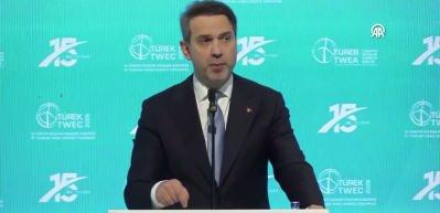 Bakan Bayraktar: "Bug&uuml;ne kadar toplam 7 bin 800 megavatlık YEKA yarışması ger&ccedil;ekleştirdik"