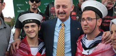  Kocaeli'de temsili askerlik yapacak engellilere "asker kınası" yakıldı