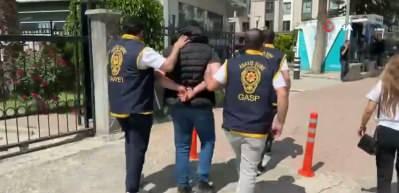 Adıyaman&rsquo;da kanlı aile kavgası: Eniştelerinden birini vurdu, diğerinin iş yerine ateş a&ccedil;tı