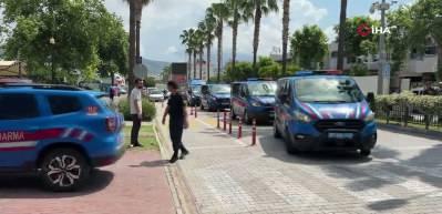 Antalya'da usuls&uuml;z re&ccedil;ete operasyonu: 3 eczacı ve 1 kalfa tutuklandı