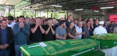 Mersin'deki saldırıda yaşamını yitirenler i&ccedil;in cenaze namazı kılındı
