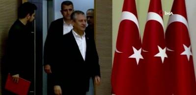 &Ouml;zg&uuml;r &Ouml;zel: Kılı&ccedil;daroğlu'nun telefonu kapalıydı