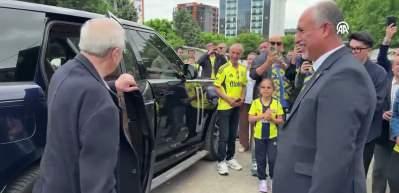 Fenerbah&ccedil;e başkan adayı Aziz Yıldırım'dan se&ccedil;im &ouml;ncesi kızına yasak getirdi