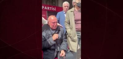 Mahmut Tanal CHP Genel Merkezi &ouml;n&uuml;nde ağladı....