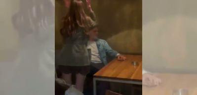 Ozan G&uuml;ven'e kadınlardan b&uuml;y&uuml;k tepki! Mekandan kovuldu 