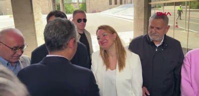 &Ouml;zg&uuml;r &Ouml;zel, TBMM girişinde a&ccedil;ıklamalarda bulundu