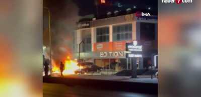Bakırk&ouml;y'de l&uuml;ks ara&ccedil;lar k&uuml;le d&ouml;nd&uuml;!