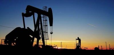 H&uuml;rm&uuml;z krizi k&uuml;resel petrol stoklarını eritiyor: fiyatlarda sert y&uuml;kseliş uyarısı