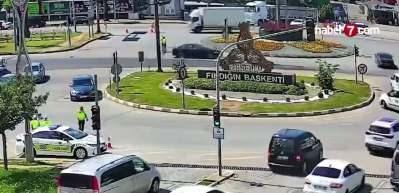 Kırmızı ışık ihlali kazayı getirdi: 3 yaralı