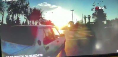 Mersin'de magandalar yolcu otob&uuml;s&uuml;n&uuml;n &ouml;n&uuml;n&uuml; kesip camını kırdı'