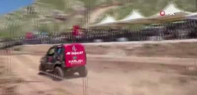 Sivas&rsquo;ta Off Road oyunları nefes kesti: Bir ara&ccedil; parkurda takla attı