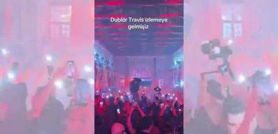 Travis Scott İstanbul konserinde yuhalandı: Sahnede 20 dakika kaldı! Dubl&ouml;r m&uuml; kullandı!