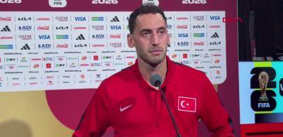 Kaptan Hakan &Ccedil;alhanoğlu"Bir ma&ccedil; kaybettik diye umudumuzu kaybetmedik, kaybetmeyeceğiz de" dedi...