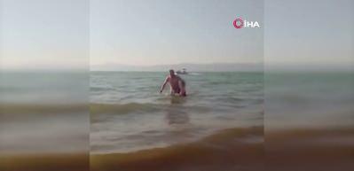 Y&uuml;rekleri yakan olay! Tatili i&ccedil;in gittikleri yerde baba akıntıda hayatını kaybetti