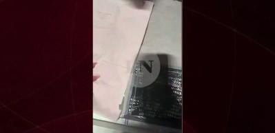 Eski belediye başkanının evinden bavul bavul &ccedil;ıkan dolarlar &uuml;lkeyi karıştırdı