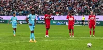 Galatasaray eski Fenerbah&ccedil;eli yıldızla anlaşmaya vardı