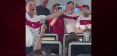 İstanbul&rsquo;dan San Francisco&rsquo;ya giden u&ccedil;aklarda milli takım coşkusu
