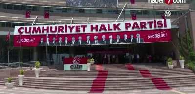 &Ouml;zg&uuml;r &Ouml;zel&rsquo;den yeni parti ve kurultay mesajı