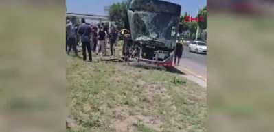 Ankara'da belediye otob&uuml;s&uuml; kaza yaptı