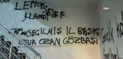 CHP Kayseri İl Başkanlığı binasının duvarlarına yazılar yazıldı