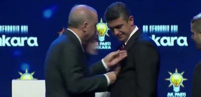 CHP'den istifa eden Haymana Belediye Başkanı Levent Ko&ccedil; AK Parti'ye katıldı. 
