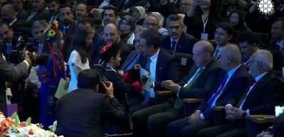 Cumhurbaşkanı Erdoğan'a Babalar g&uuml;n&uuml; s&uuml;rprizi....