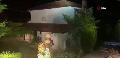 İBB y&ouml;neticisi Erhan Karaal&rsquo;ı ka&ccedil;ıranların yakalanma anları ortaya &ccedil;ıktı