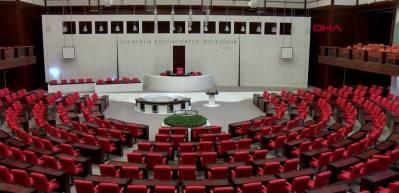 Milyonlarca kişiyi ilgilendiren nafaka d&uuml;zenlemesi: &Ccedil;ekişmeli boşanmalarda s&uuml;resiz nafaka bitiyor mu