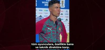 Ronaldo kendisine sorulan Messi sorularını dinlemiyor bile!